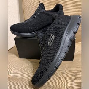 Skechers Women’s Slip-Ins Summits Radiant Flow Athletic Walking Sneakers-Size 9W